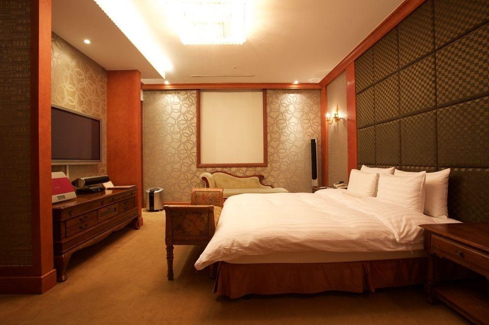 The Koryo Hotel Pučchon Exteriér fotografie