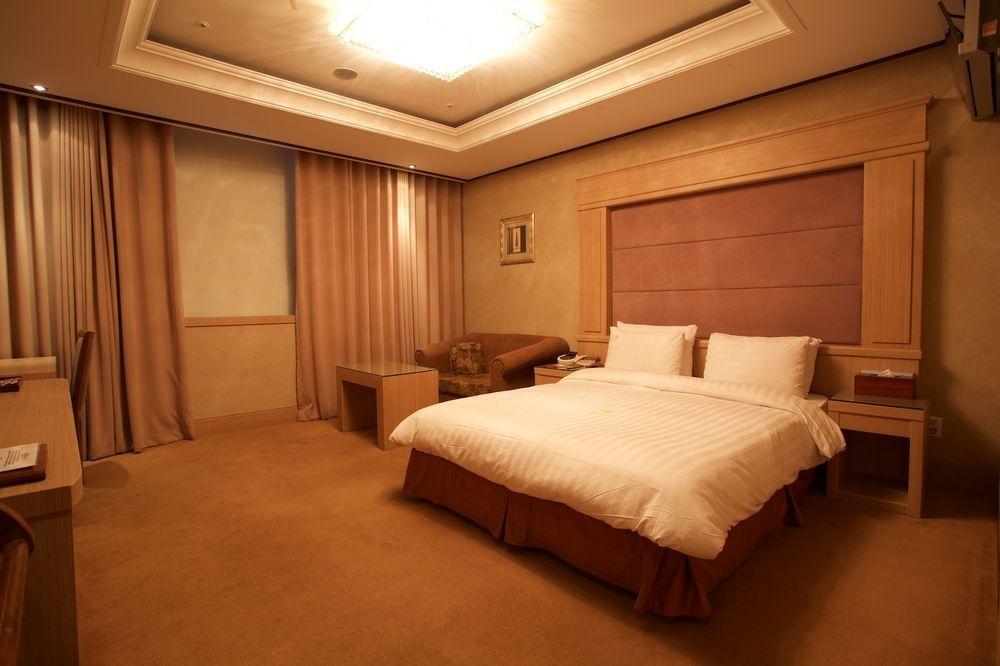 The Koryo Hotel Pučchon Exteriér fotografie